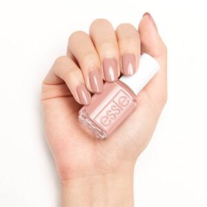 essie topless & barefoot