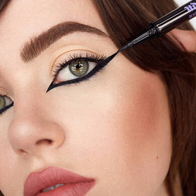 Urban Decay Perversion Waterproof Black Liquid Eyeliner, Smudge-Proof, Sweat-Proof, Transfer-Resistant, Fine-Point Eye Pen, Flexible Brush Tip, Semi-Matte Black, Vegan, Cruelty-free - 1.0ml - Image 5