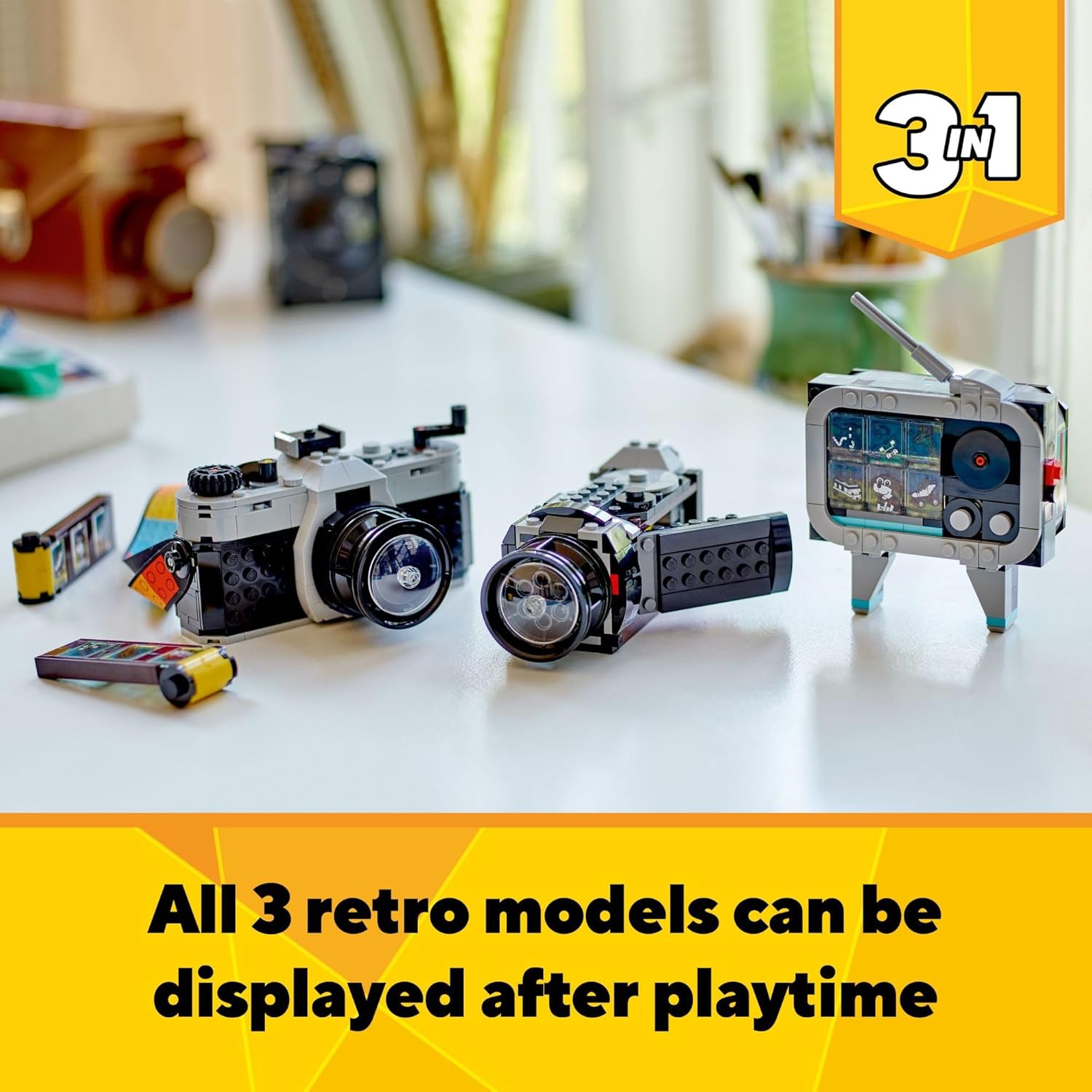 Lego Creator 3 in 1 Retro Camera Toy, Transforms from Toy Camera to Retro Video Camera to Retro TV Set, , 31147 - Image 6